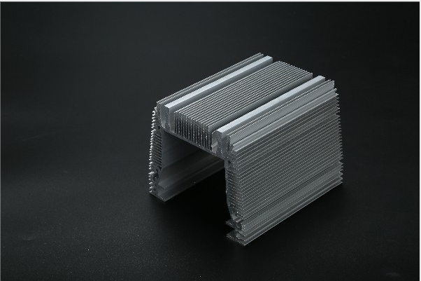 工业麻豆精品一区二区三区AV沈娜娜