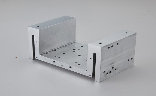 机械手麻豆精品一区二区三区AV沈娜娜